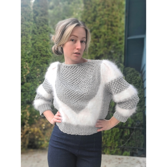 Vintage Canadian Hand Made Silver Knit White Angora  Sweater 80s Sz S - Picture 8 of 15